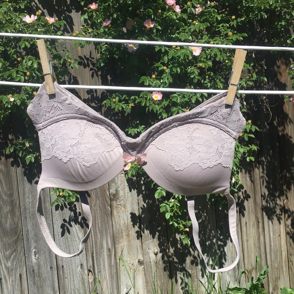 VS No-Wire Bra Sz 32A